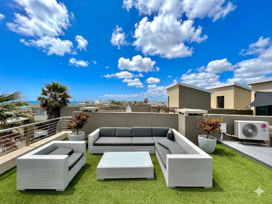3 Bedroom Property for Sale in Sunset Beach Western Cape